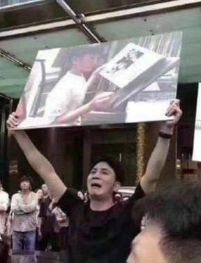 泥娃邻居爆料视频,惊人真相曝光! 第3张 泥娃邻居爆料视频,惊人真相曝光! 第3张