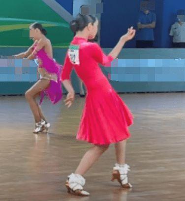 马跳舞视频在线观看,在线欣赏马跳舞的精彩瞬间 第2张 马跳舞视频在线观看,在线欣赏马跳舞的精彩瞬间 第2张